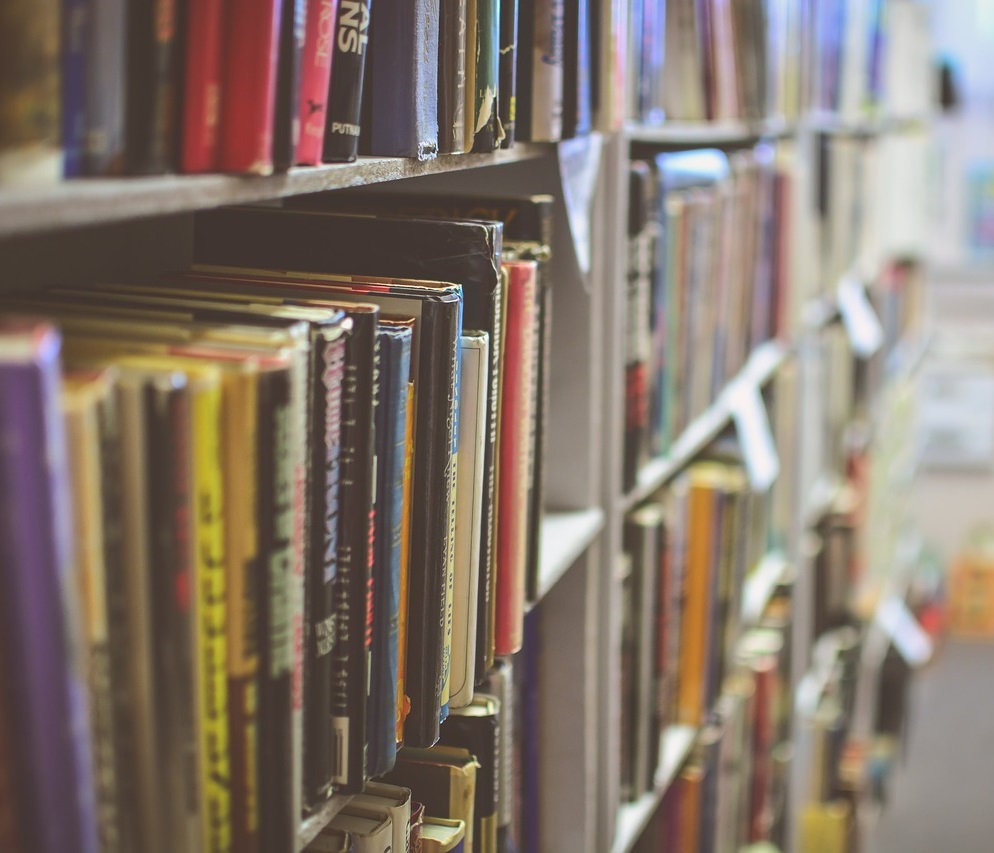 library-2607146_1280